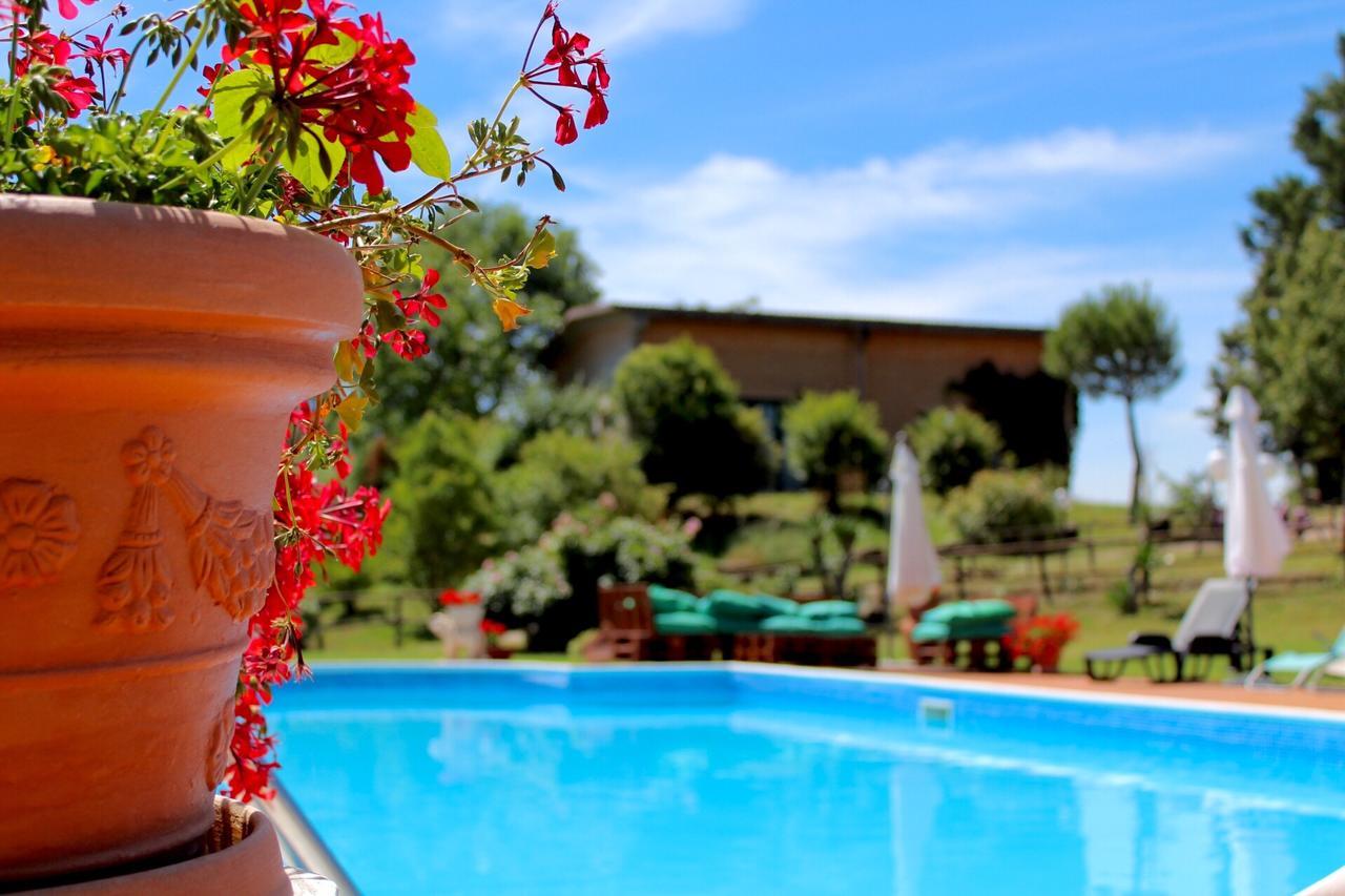 Poggio Paradiso Apartments Mengara Exteriör bild